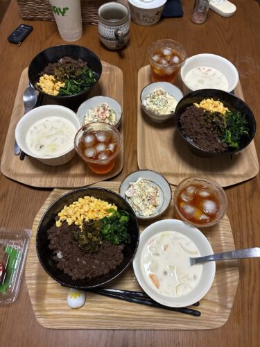 令和8年9月12日（土）平和な勤務と娘が作った三色丼